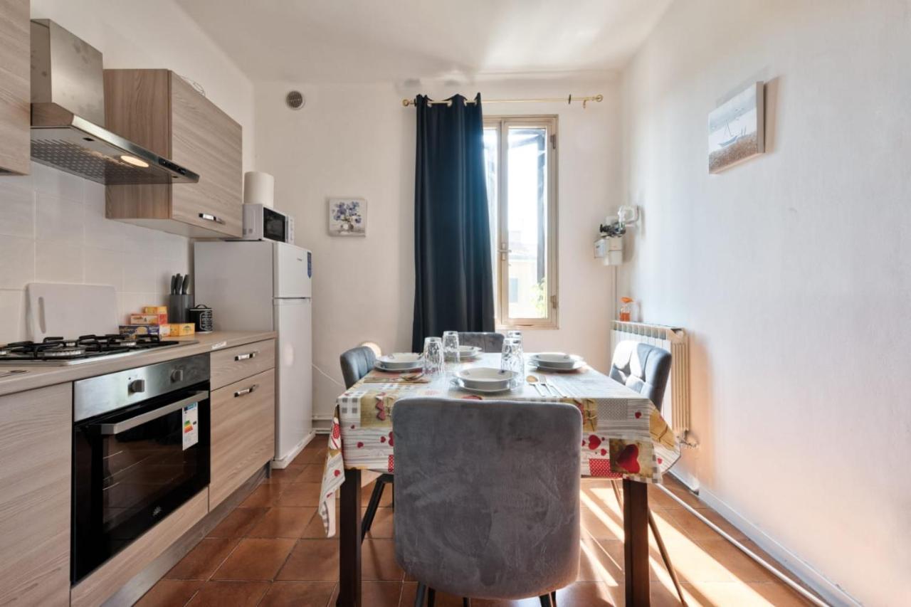 Venice Vacation Apartment Two Bedrooms Marghera Extérieur photo